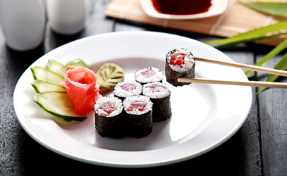 http://www.dreamstime.com/stock-images-tuna-roll-sushi-portrait-japanese-cuisine-image51374614