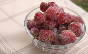 frozenstrawberries_406x250