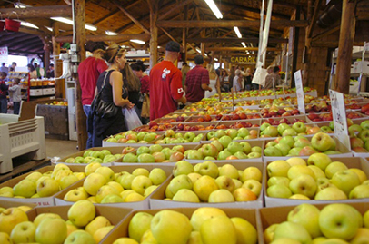 High Hill Ranch apple stand