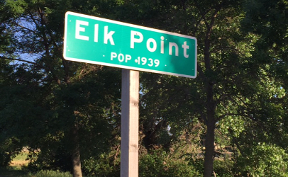 Elk Point population sign credit Dan Flynn