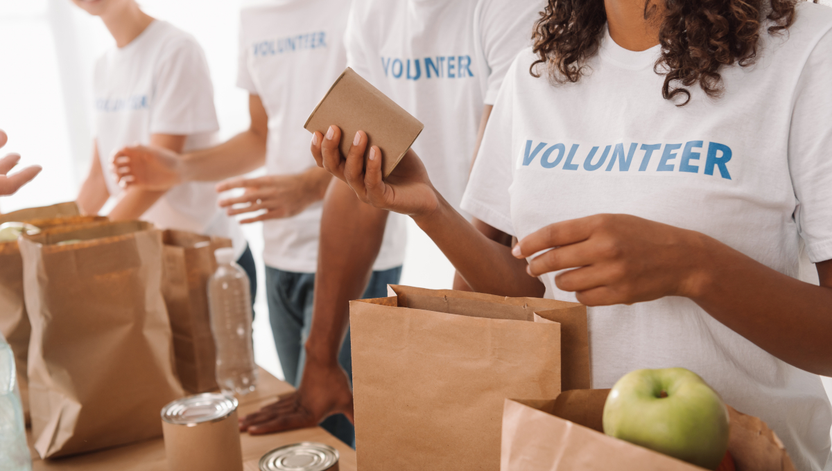 Food volunteer