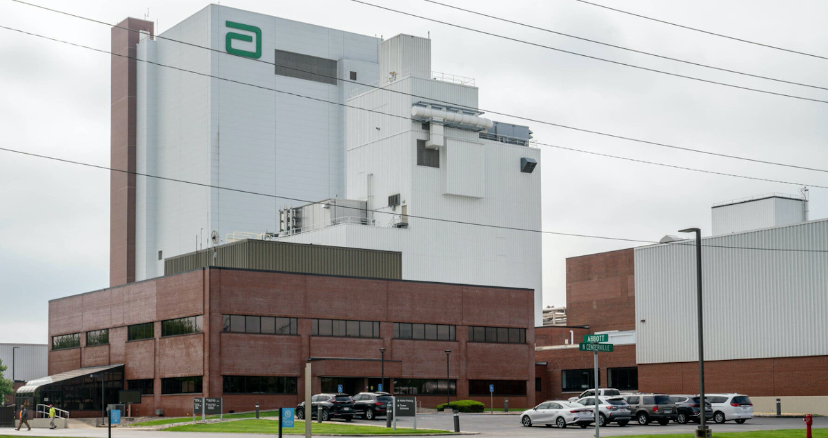 Les eaux de crue forcent l’usine de préparations pour nourrissons à fermer à nouveau « pendant quelques semaines »